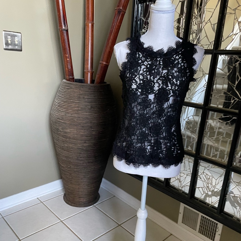 Women’s New Black Lace Top S